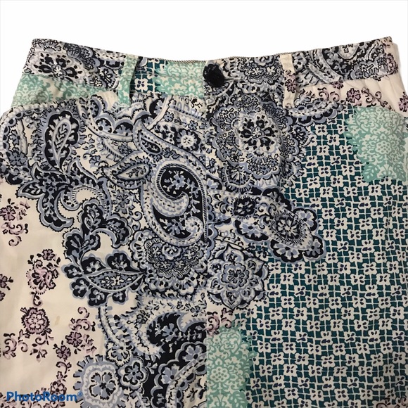 Croft& Barrow flora Patterned short skirt short 4 - Picture 2 of 7